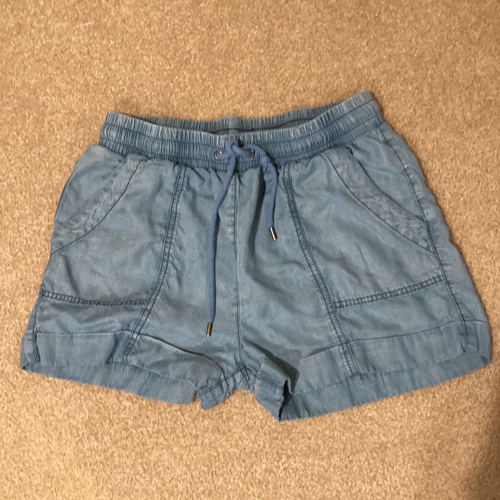 Blue chambray shorts- cuffed- S Universal Thread